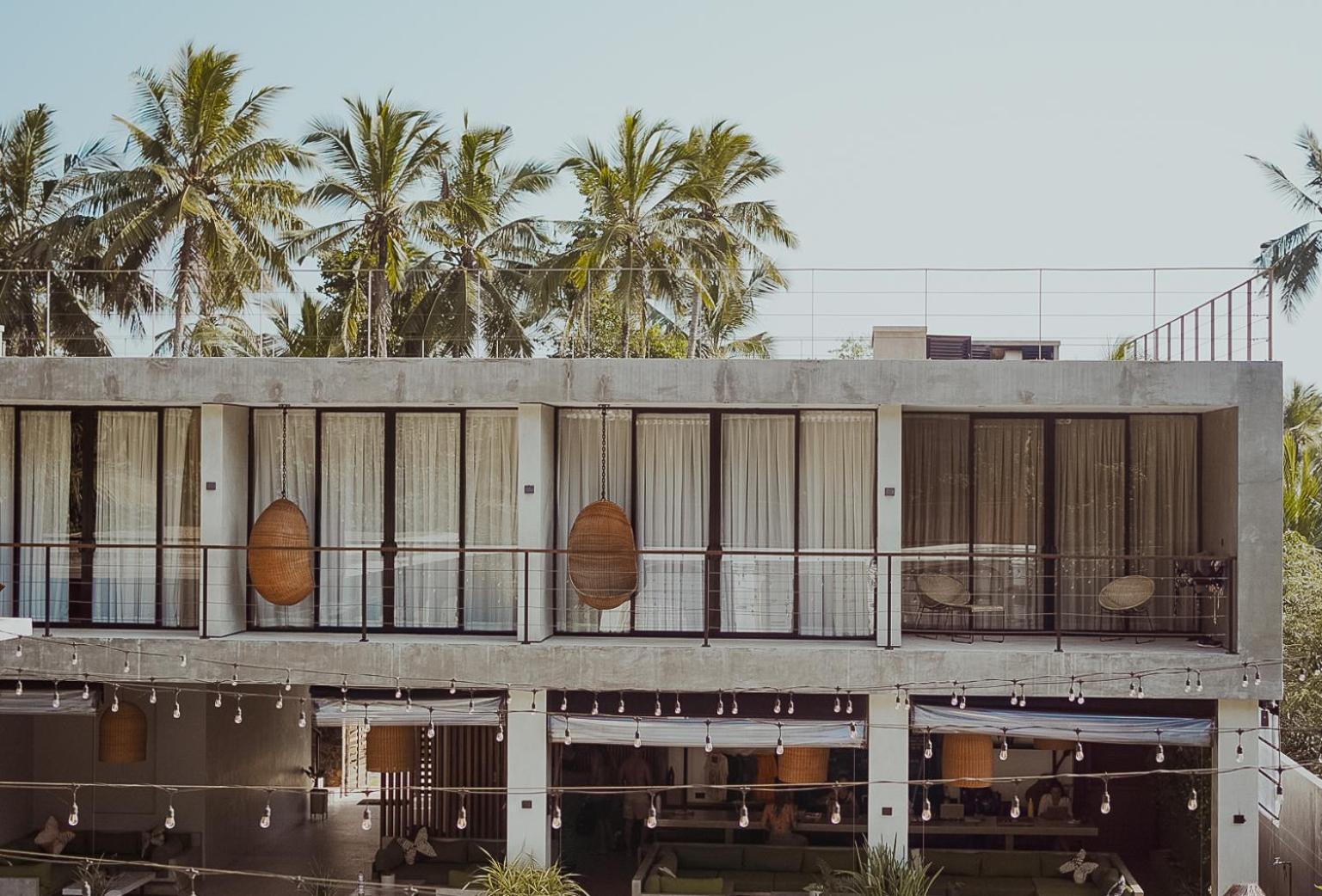 The Salty Pelican Yoga & Surf Retreat Dikwella Sur Exterior foto