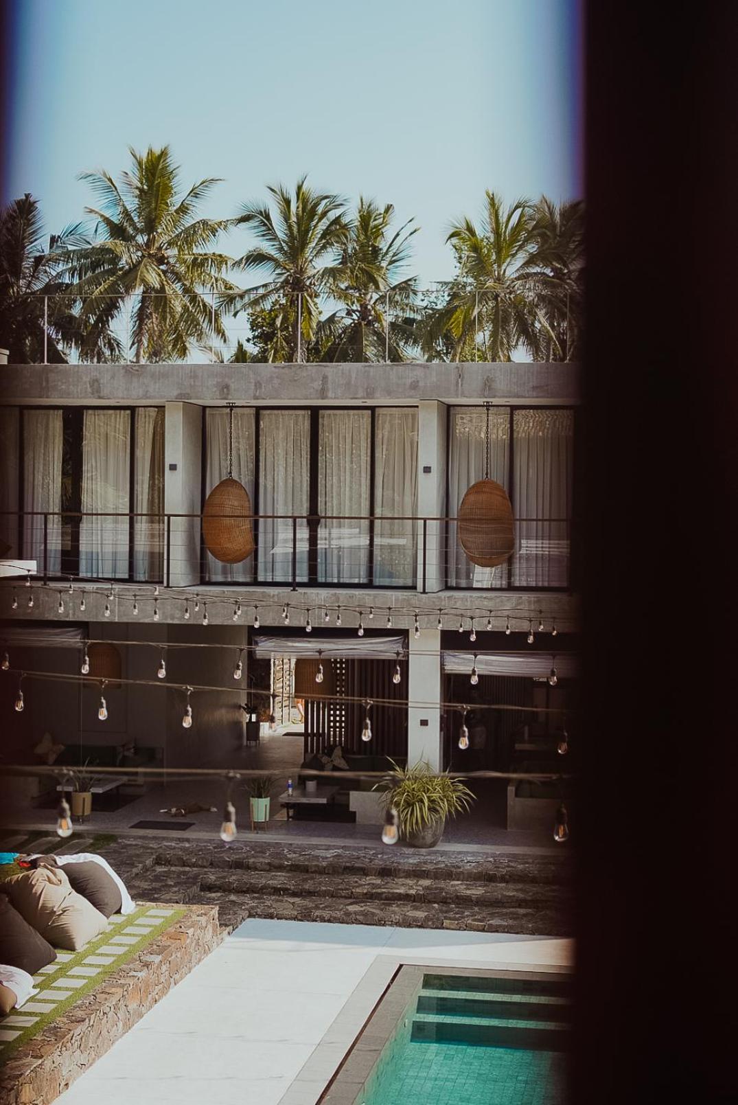 The Salty Pelican Yoga & Surf Retreat Dikwella Sur Exterior foto