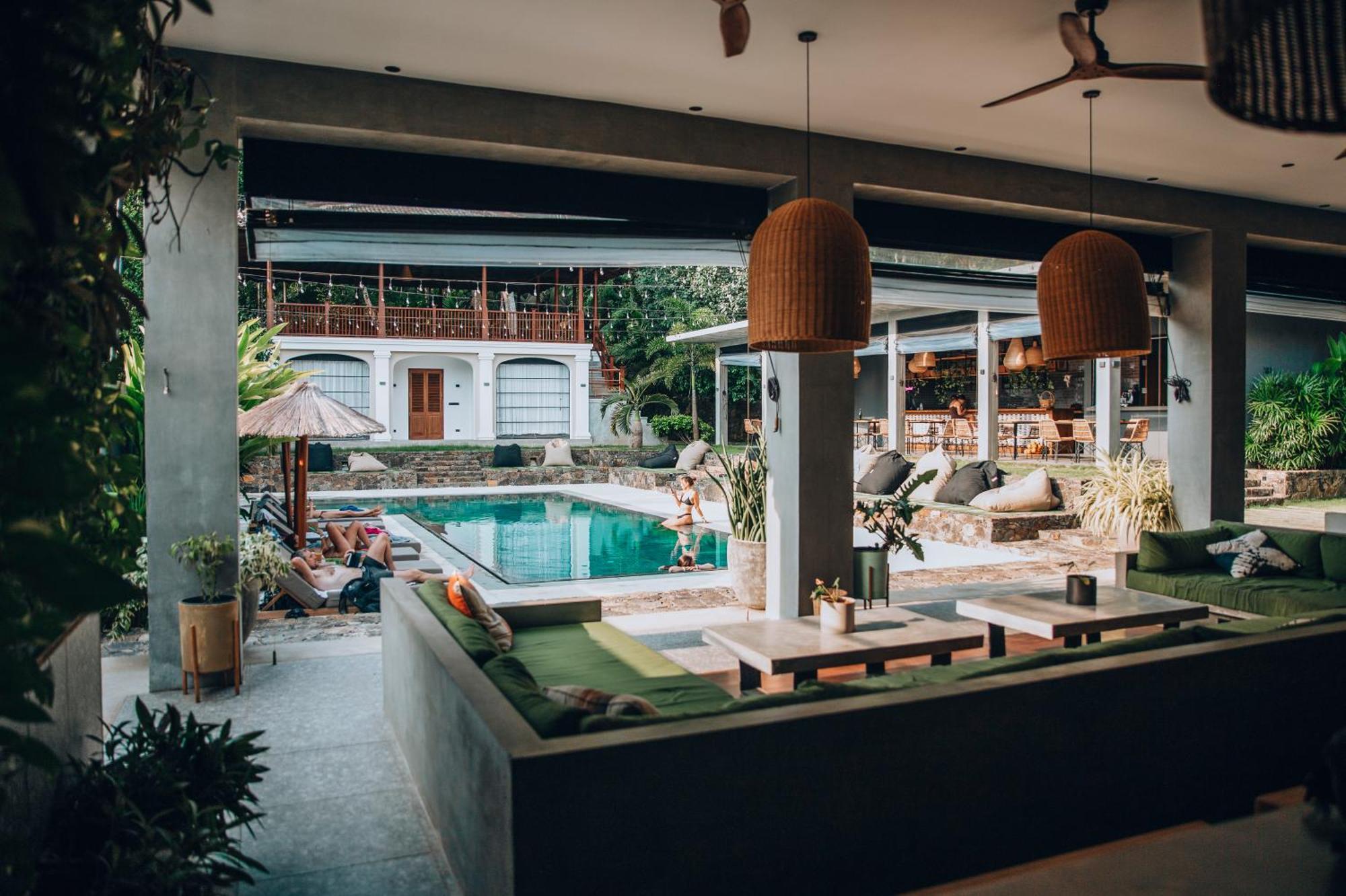 The Salty Pelican Yoga & Surf Retreat Dikwella Sur Exterior foto