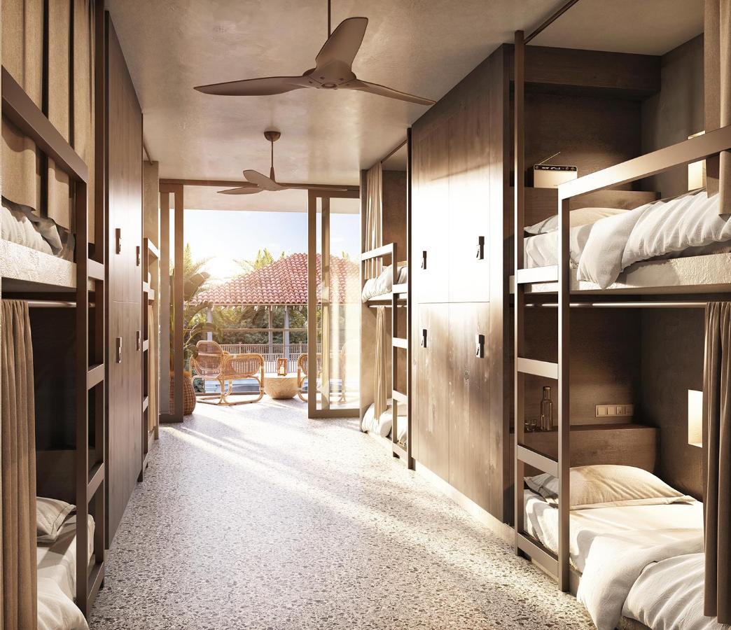 The Salty Pelican Yoga & Surf Retreat Dikwella Sur Exterior foto