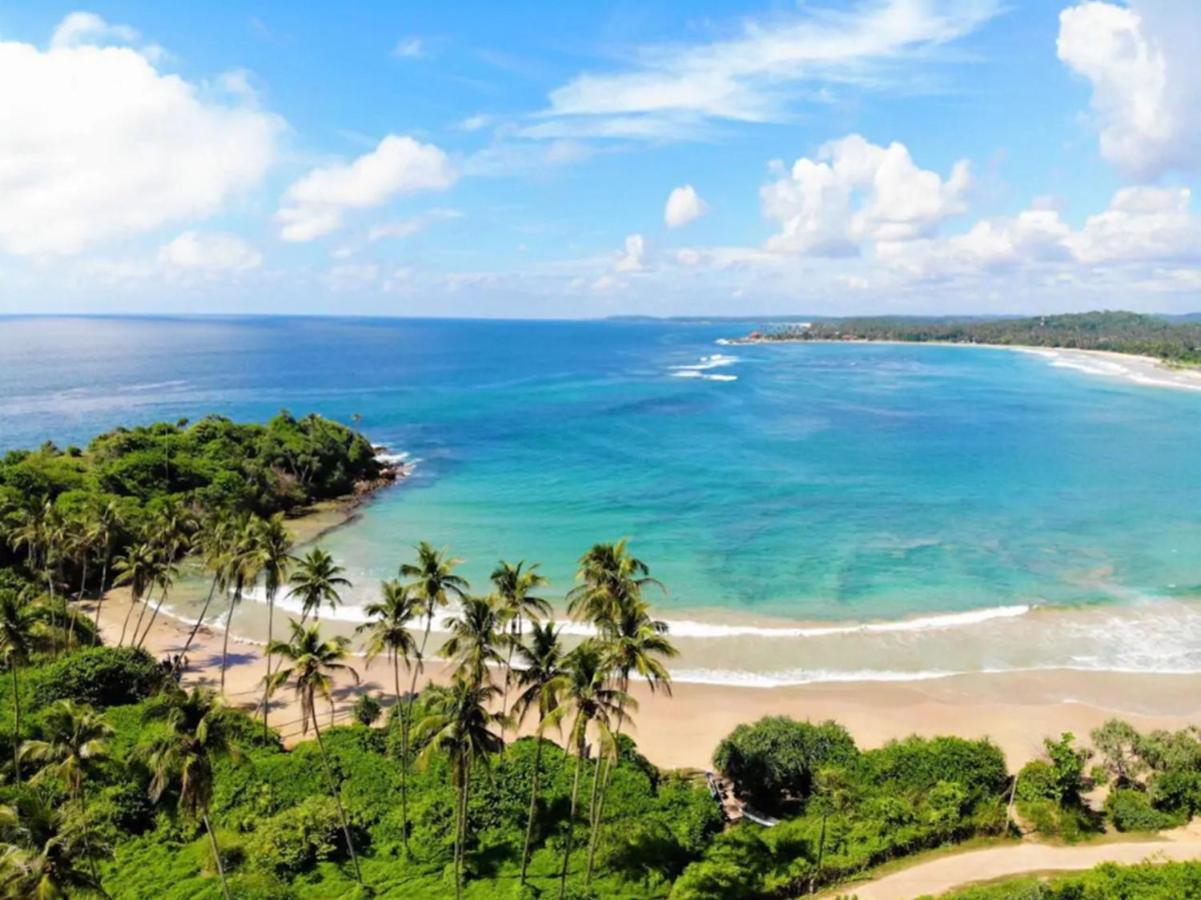 The Salty Pelican Yoga & Surf Retreat Dikwella Sur Exterior foto